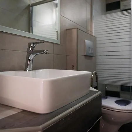 Apartamento Haus Viktoria 2 *